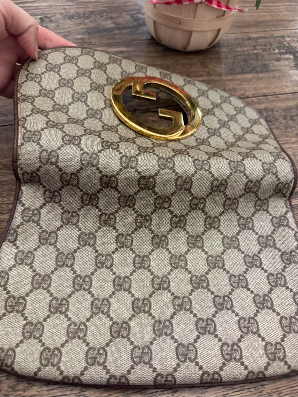 Authentic Vintage Gucci Blondie GG Supreme Clutch - Picture 4 of 11